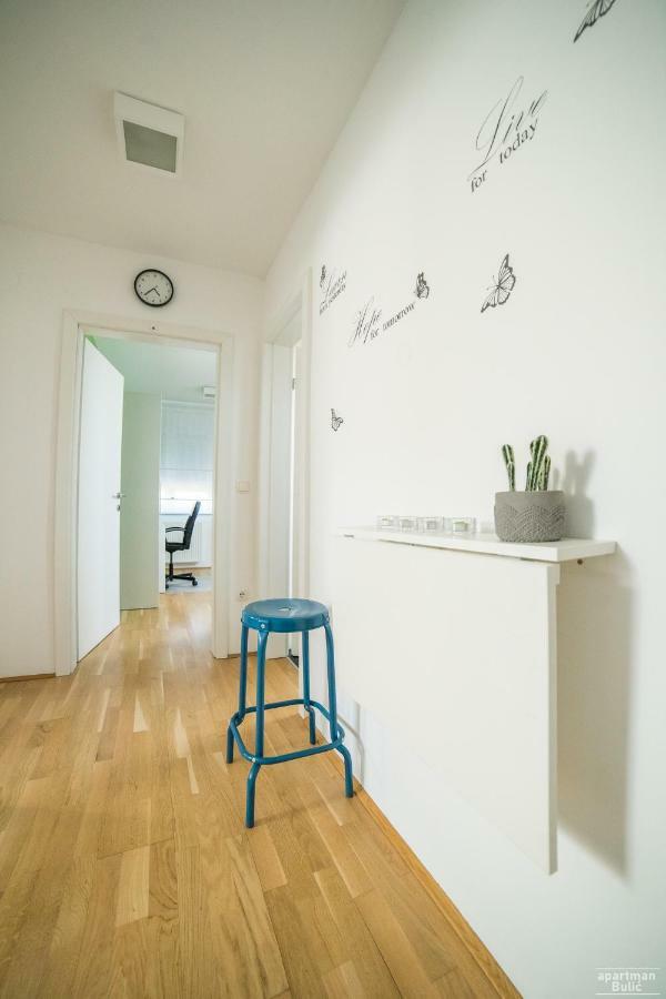 Apartman*** Leilighet Varaždin Eksteriør bilde